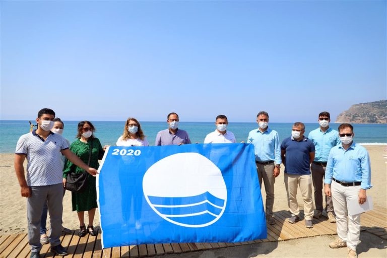 Alanya Yaz Sezonuna 73 Mavi Bayraklı Plaj ve 1 Marina İşletmesi İle Giriyor